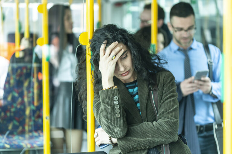 Du willst erholt zuhause ankommen mit entspannten Gesichtszügen. Augen+Stress - ReBalance